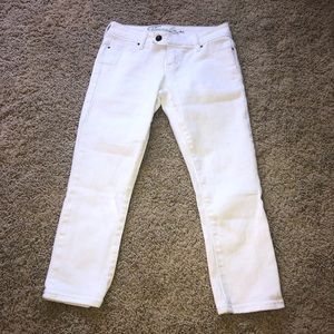 white cropped taylor jeans